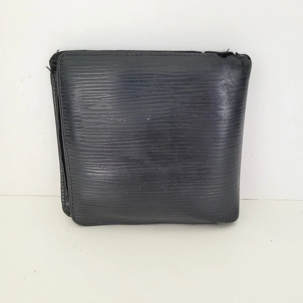 Louis Vuitton Portefeuille Marco Wallet Black Epi Leather Bifold M63652 VI0918